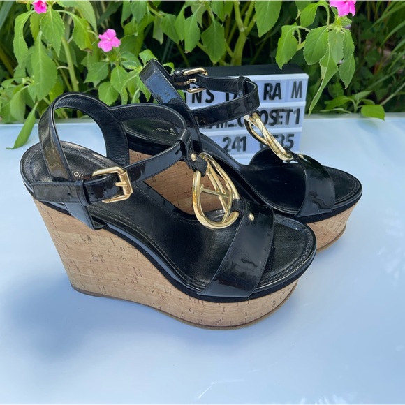 LOUIS VUITTON WEDGE LOGO - Picture 8 of 14